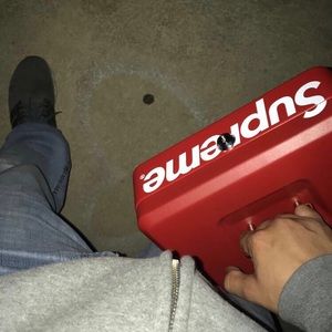 Meet your Posher, Robert